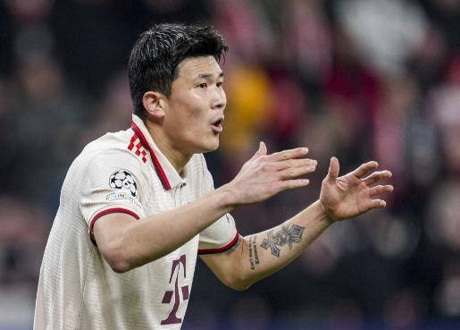 再见拜仁：甩卖5000万铁卫，蓄势待发迎战曼城皇马争夺15亿中场