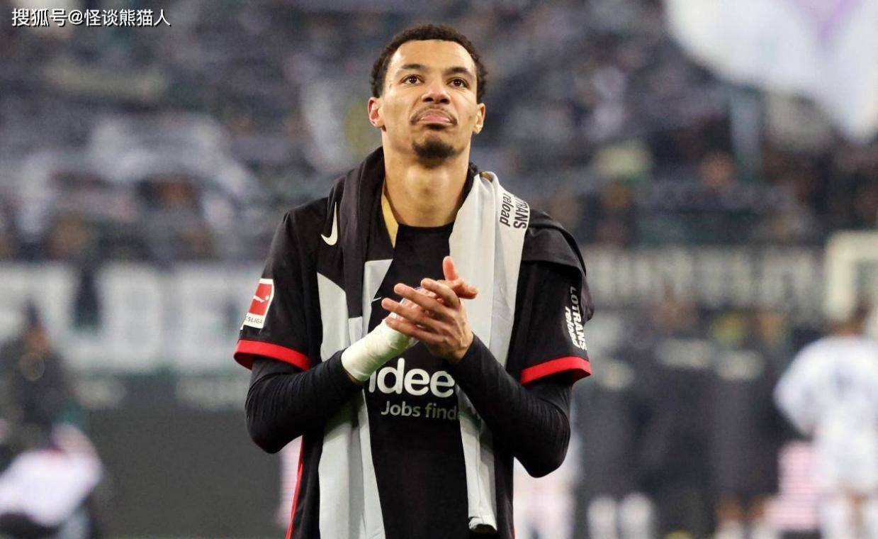 红魔转会室再酿惊天冤案？德甲注水肉前锋竟获童年偶像特权通行证